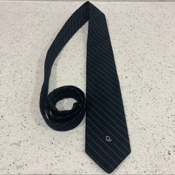 Sold - Picture 3 of 6